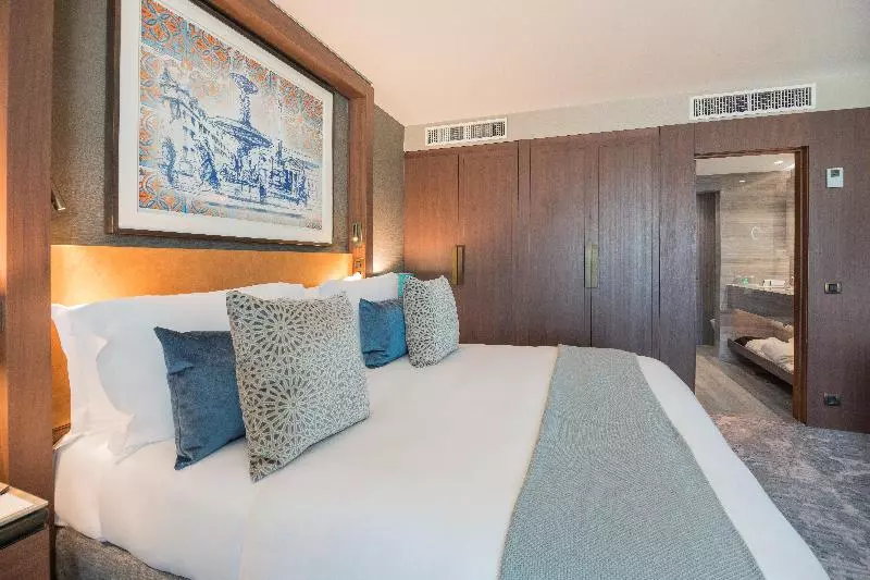 Suite with Terrace, Intercontinental Lisbon By Ihg