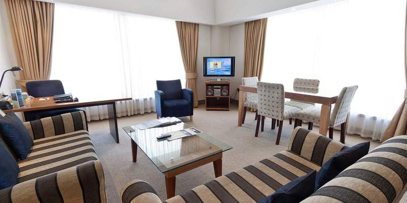 스위트, James Cook Hotel Grand Chancellor