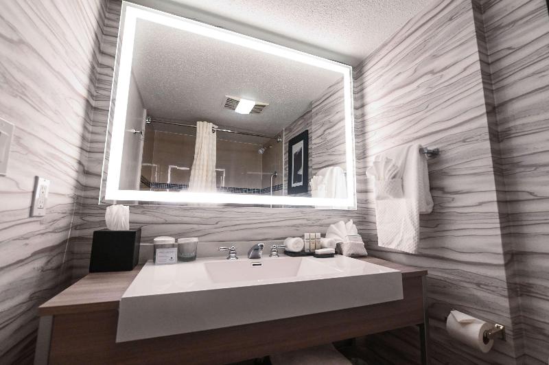 اتاق استاندارد, Jeronimos 8