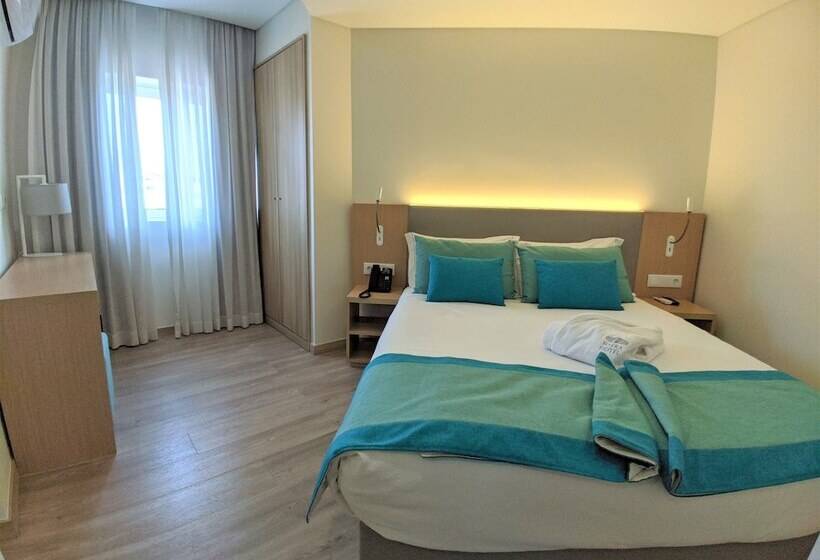 اتاق سوپریور, Mafra