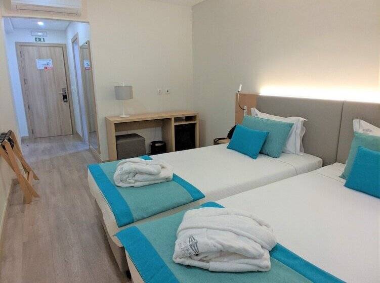 اتاق سوپریور, Mafra