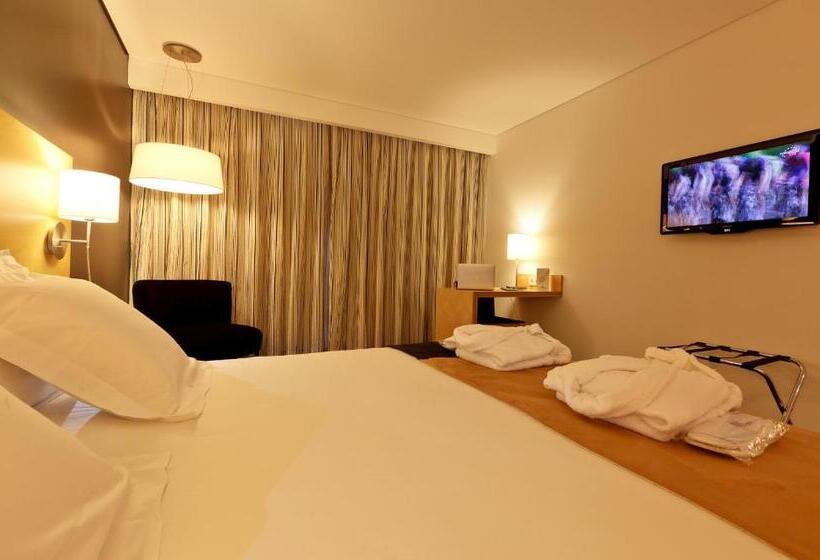 اتاق سوپریور با بالکن, Mercure Braga Centro