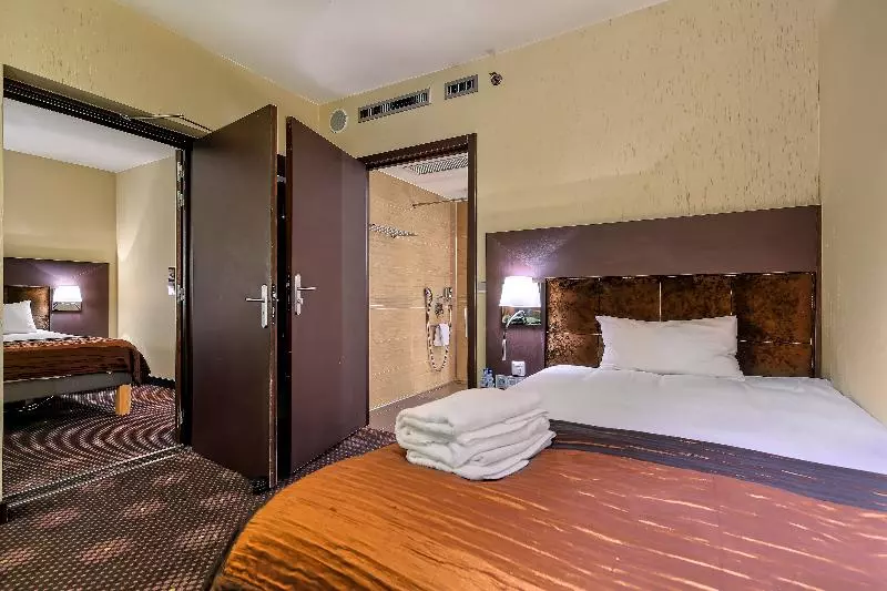Standard Yhden Hengen Huone, Mercure Gdańsk Stare Miasto
