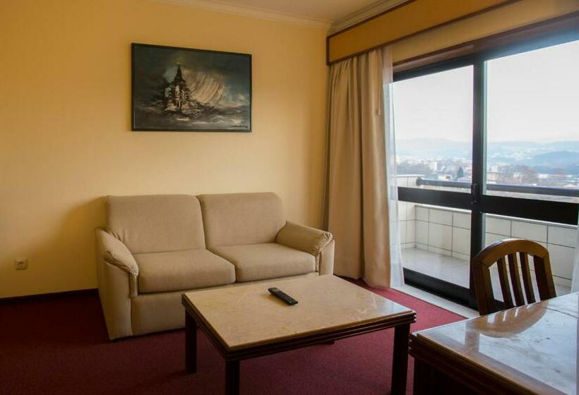 Семейный Номер, Miracorgo