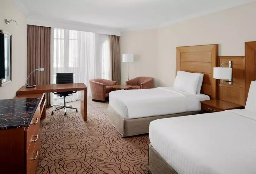 デラックスルーム, Mövenpick Hotel Karachi