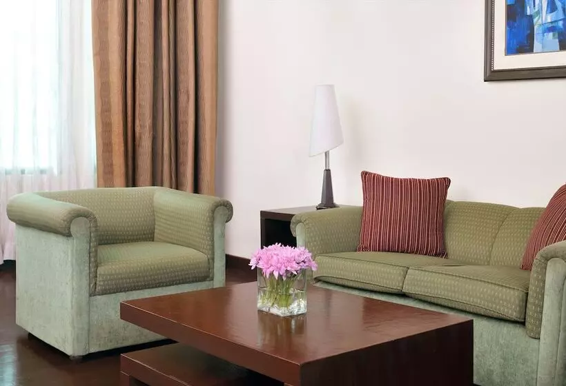 スーペリアールーム, Mövenpick Hotel Karachi