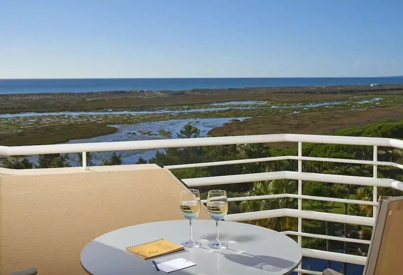 اتاق استاندارد با چشم‌انداز دریا, Quinta Do Lago