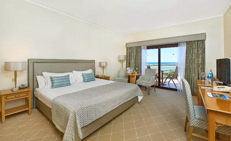 اتاق اساندارد با چشم‌انداز جانبی به دریا, Quinta Do Lago