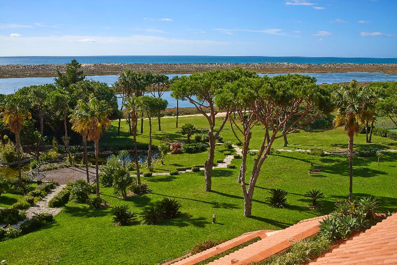 اتاق اساندارد با چشم‌انداز جانبی به دریا, Quinta Do Lago
