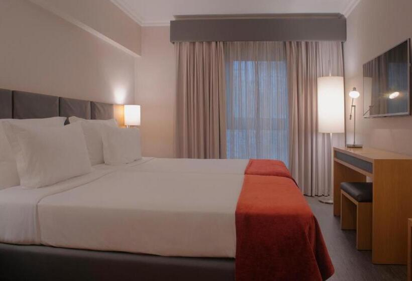 سوییت, Sana Reno