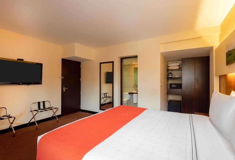 ダブルベッドスタンダードルーム, Sonesta Hotel Cusco