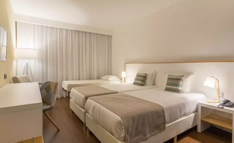 اتاق سوپریور سه تخته, Steyler Fatima Hotel & Congress