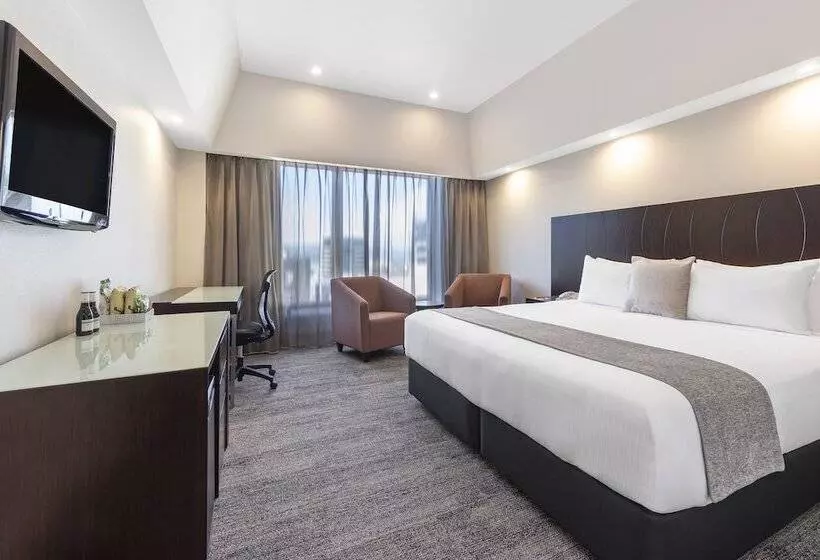 Executive-huone, James Cook Hotel Grand Chancellor