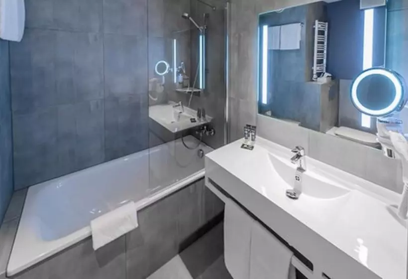اتاق سوپریور, Novotel Krakow City West