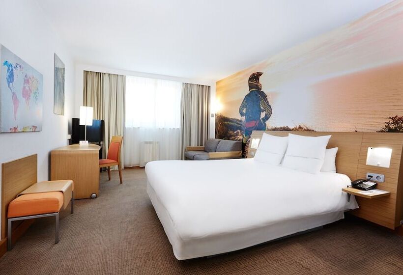 Номер Superior, Novotel Krakow City West