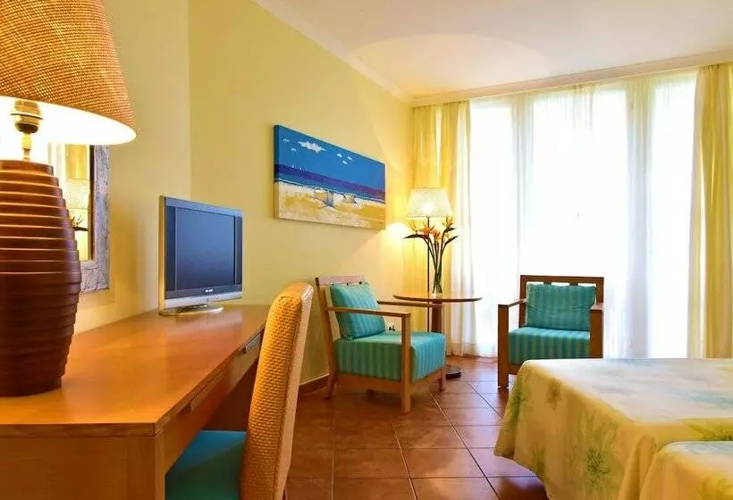 اتاق سوپریور با چشم‌انداز دریا, Pestana Viking Beach & Spa Resort