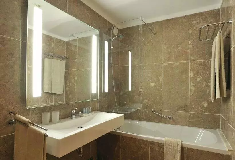 سوییت با چشم‌انداز دریا, Pestana Viking Beach & Spa Resort