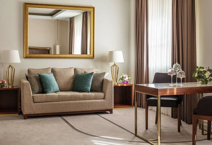 اتاق لوکس خانوادگی, Tivoli Avenida Liberdade Lisboa – A Leading Hotel Of The World