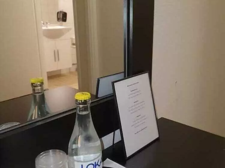 スタンダードルーム, Ariston Hotell