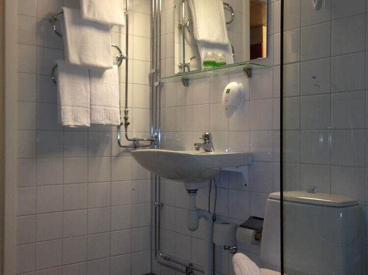 高级大房间, Ariston Hotell