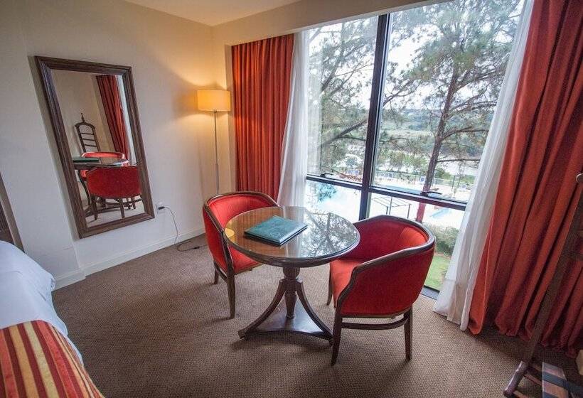 اتاق استاندارد, Casino Acaray