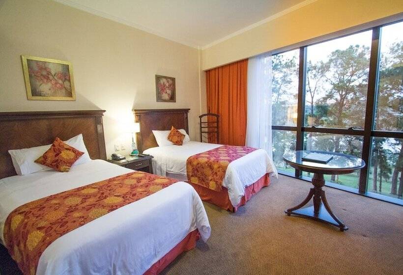 اتاق اجرایی, Casino Acaray