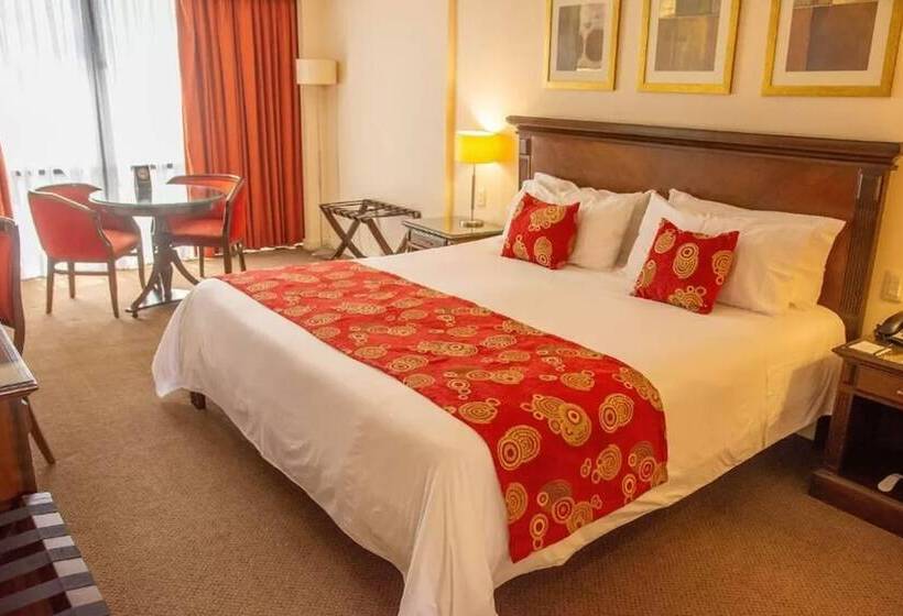 اتاق اجرایی, Casino Acaray