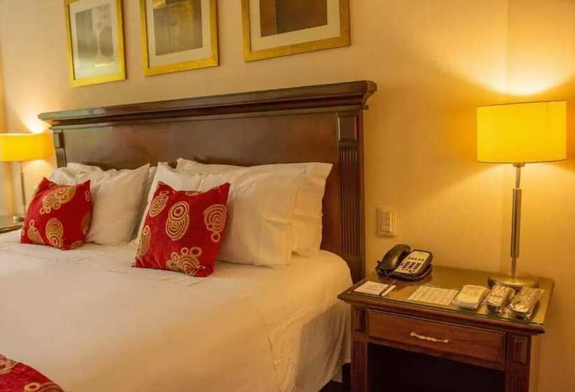 اتاق اجرایی, Casino Acaray