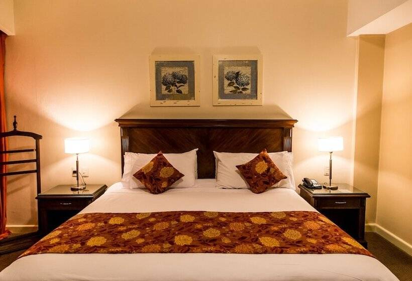 اتاق اجرایی, Casino Acaray