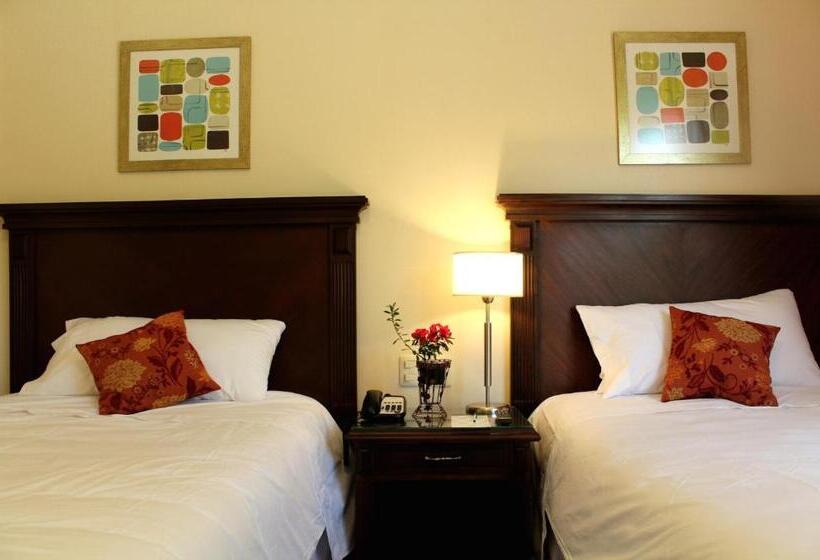 اتاق استاندارد, Casino Acaray