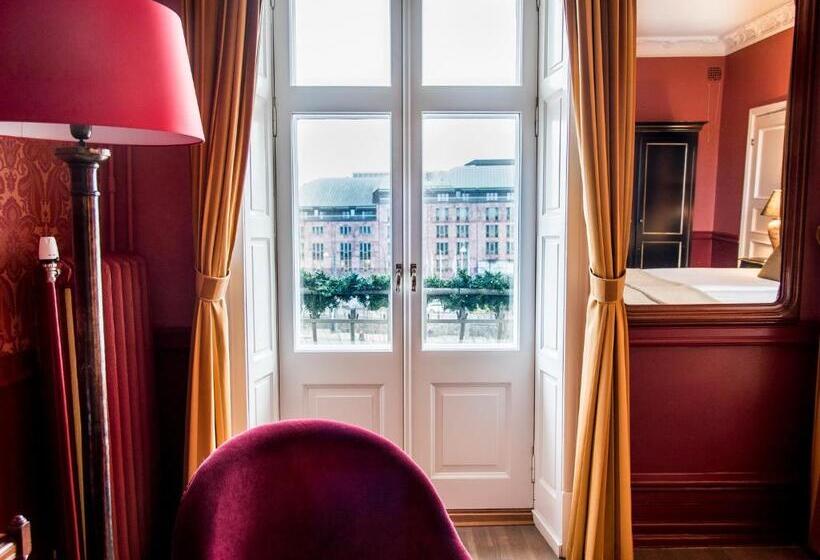 Номер Superior с Балконом, Eggers