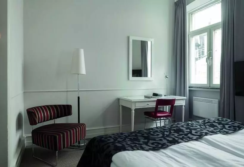 エコノミールーム, Elite Hotel Savoy