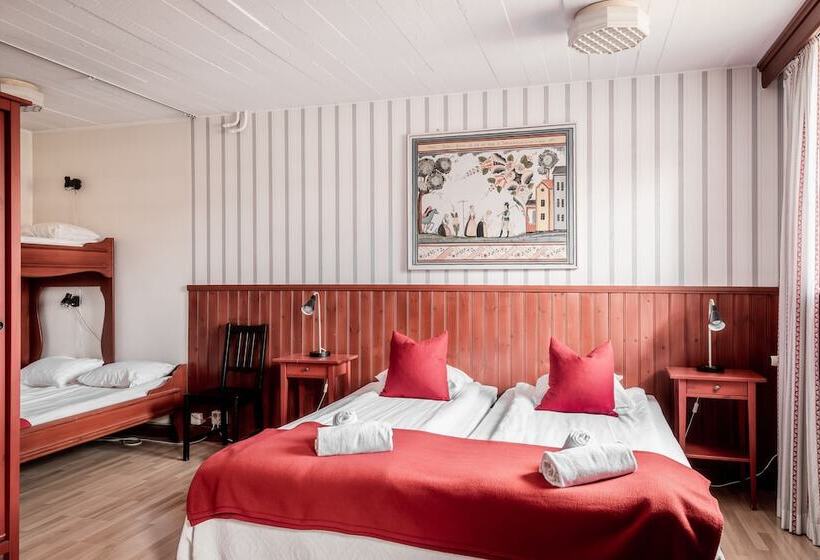 غرفة عائلية, L Klockargården