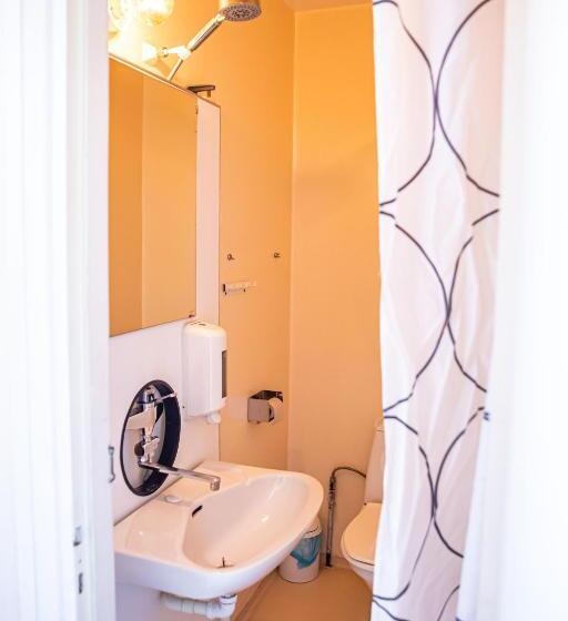 스탠다드 싱글 룸, Saga Hotell