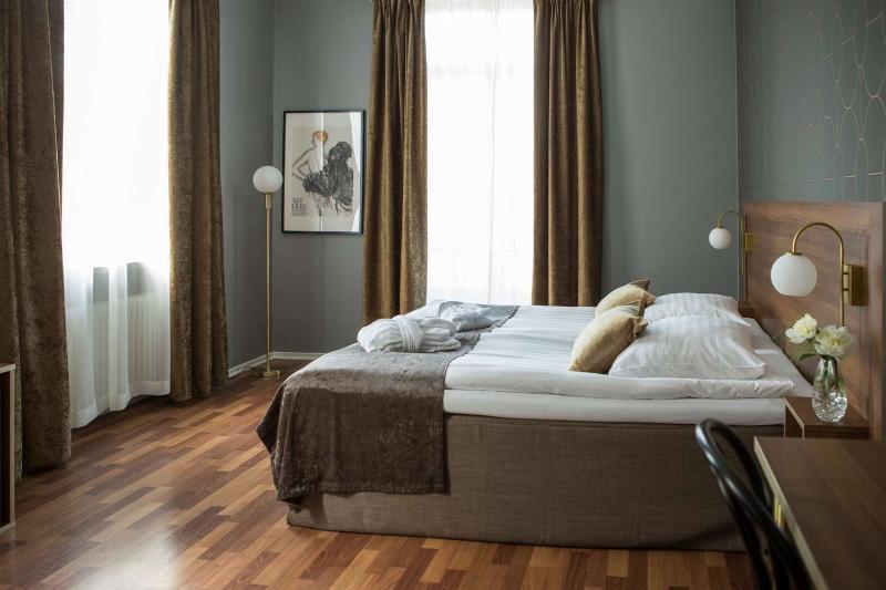 Номер Deluxe, L Boras, Bw Signature Collection