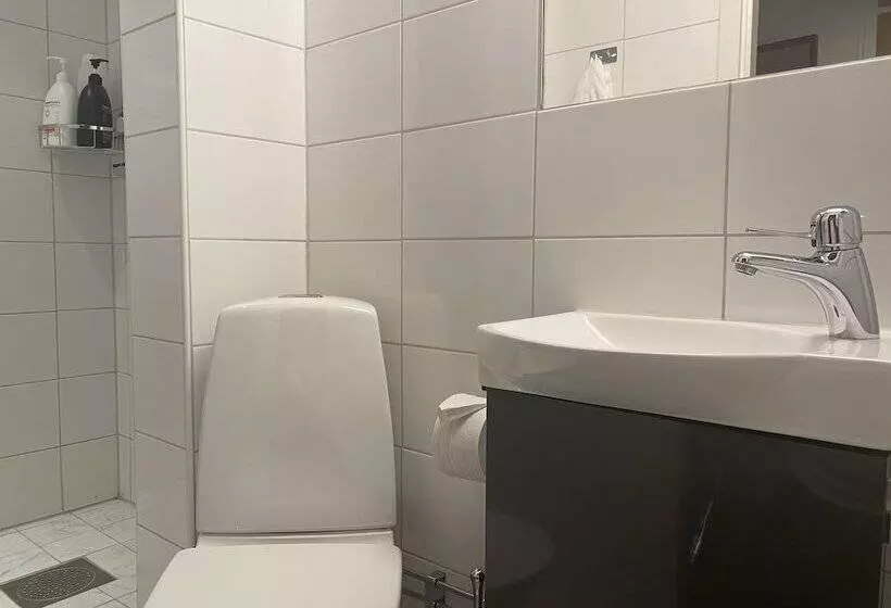 اتاق استاندارد یک نفره, L Skövde