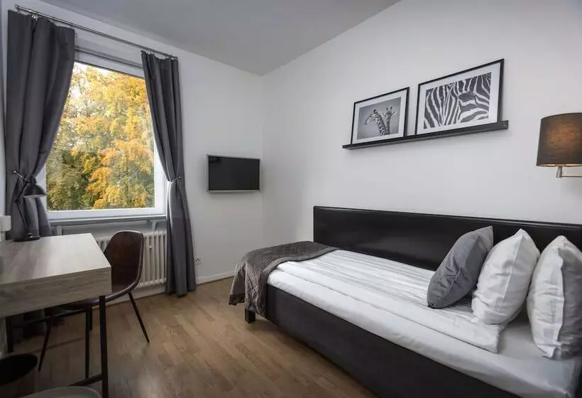 اتاق استاندارد یک نفره, L Skövde