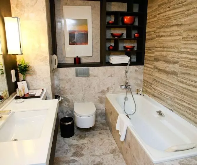 اتاق پرمیوم, Orchard Hotel Singapore
