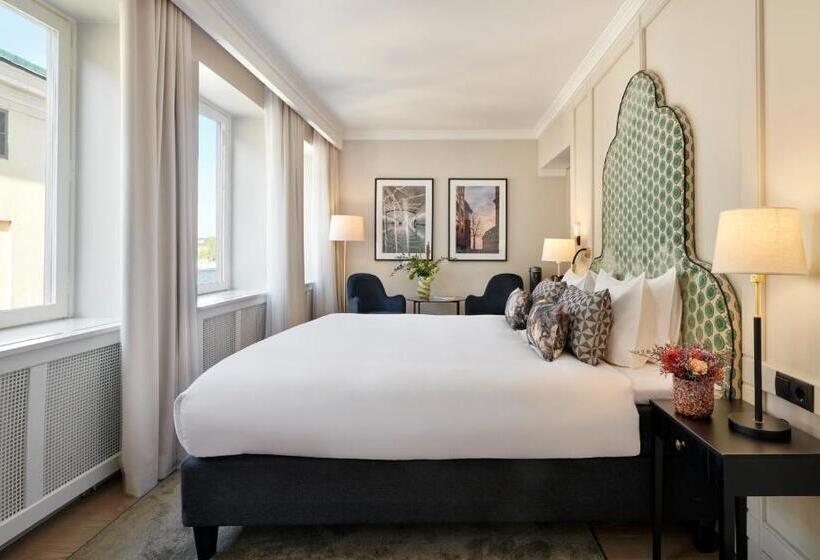 חדר דחוקס עם מיטת קינג, Reisen, In The Unbound Collection By Hyatt