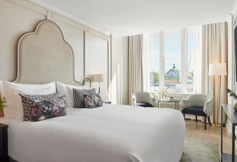 חדר דחוקס עם מיטת קינג, Reisen, In The Unbound Collection By Hyatt