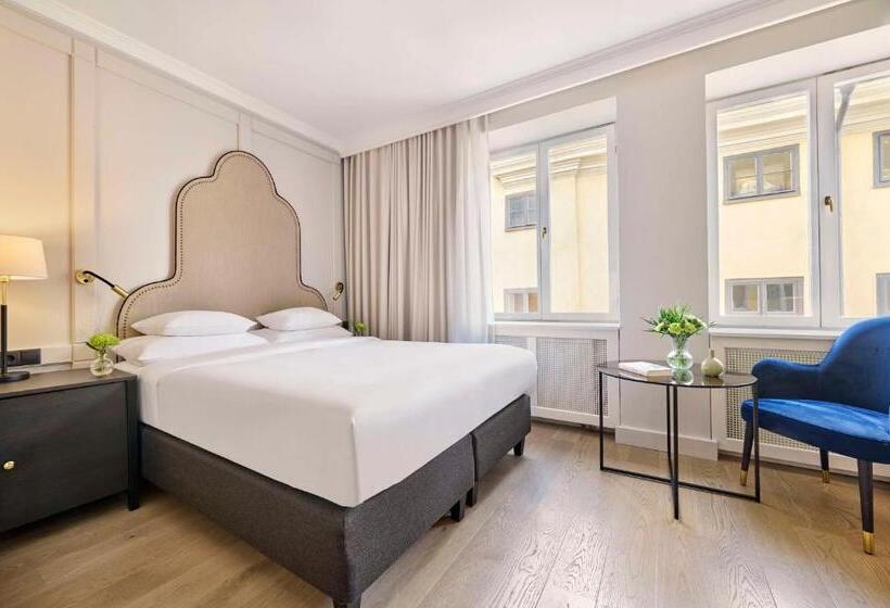 スタンダードルーム, Reisen, In The Unbound Collection By Hyatt