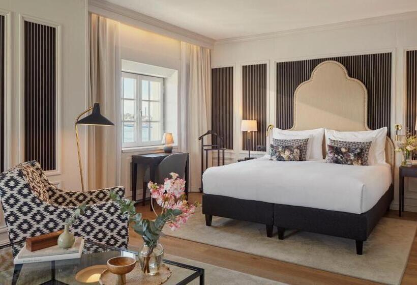 סוויטה נוף לים, Reisen, In The Unbound Collection By Hyatt