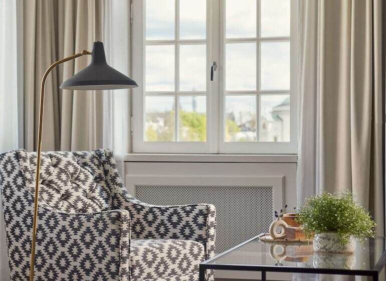 סוויטה נוף לים, Reisen, In The Unbound Collection By Hyatt