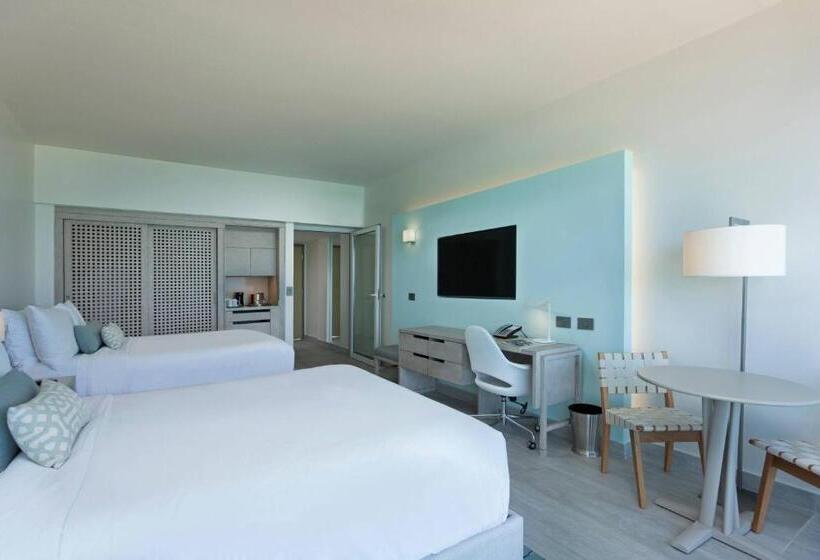 Standard Room 2 Double Beds, La Concha Renaissance San Juan Resort