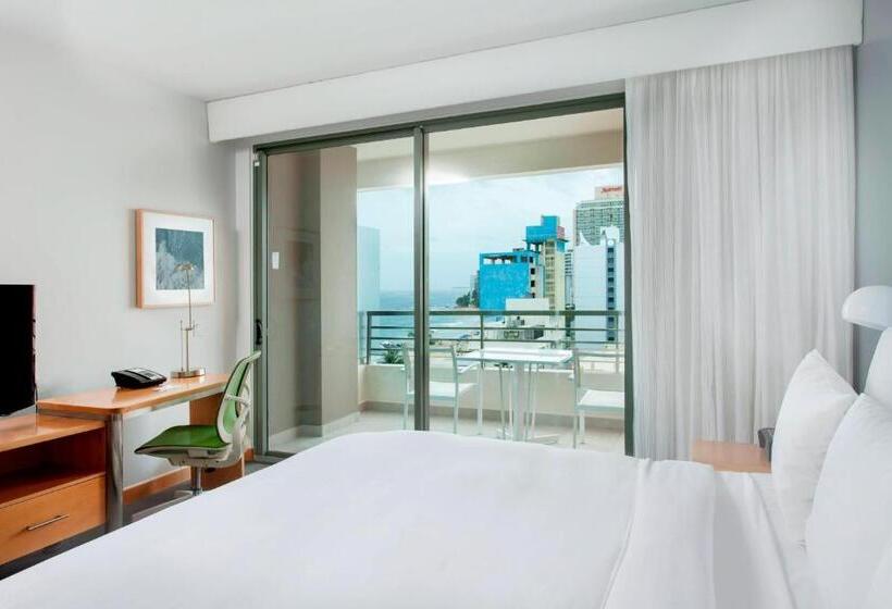 Suite King Bed, La Concha Renaissance San Juan Resort