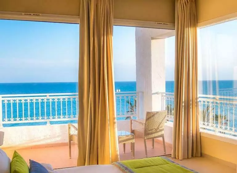 سوئیت با تخت بزرگ, Bel Azur Thalasso & Bungalows