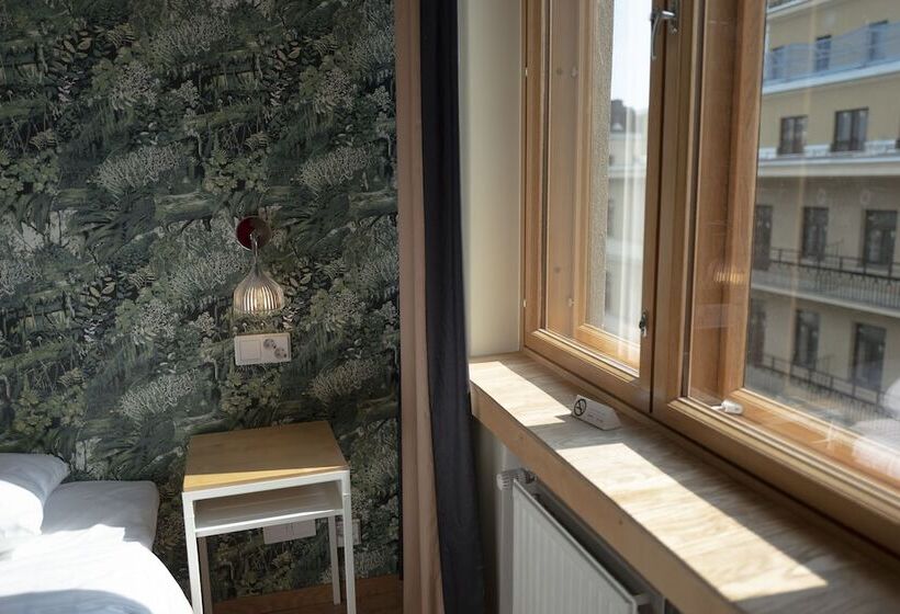 غرفة قياسية, Finn