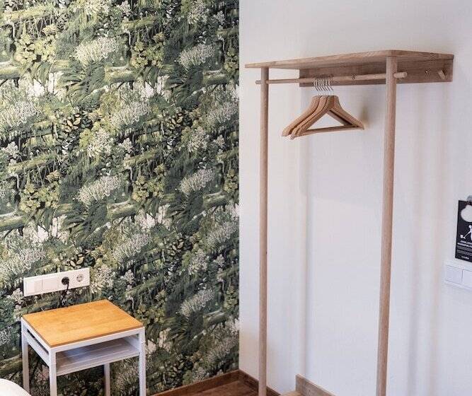 غرفة سوبيريور, Finn