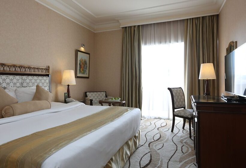 Номер Deluxe, Mercure  Khamis Mushayt