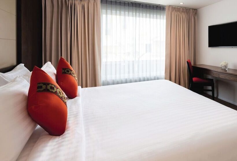 Номер Deluxe, Movenpick Suriwongse Hotel Chiang Mai